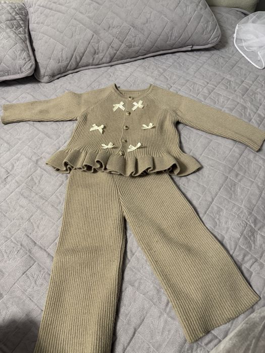 Продам детские вещи