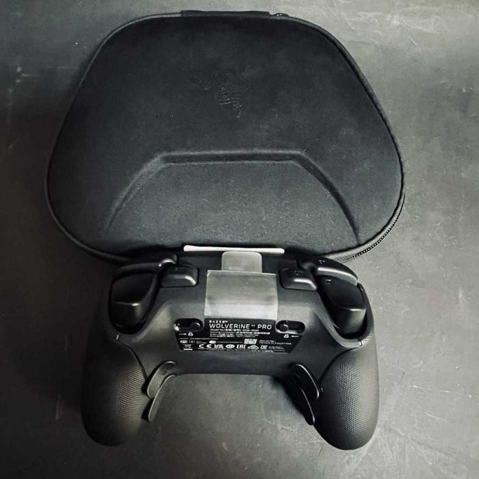 Джойстик RAZER WOLVERINE pro v3