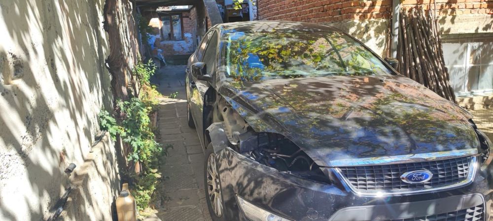 Ford mondeo 1.8 НА ЧАСТИ