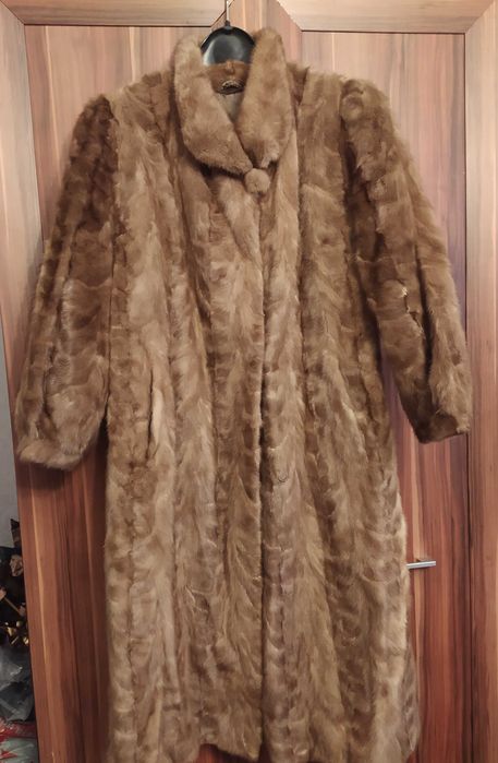 Две дълги палта от норка естествен косъм - размер М