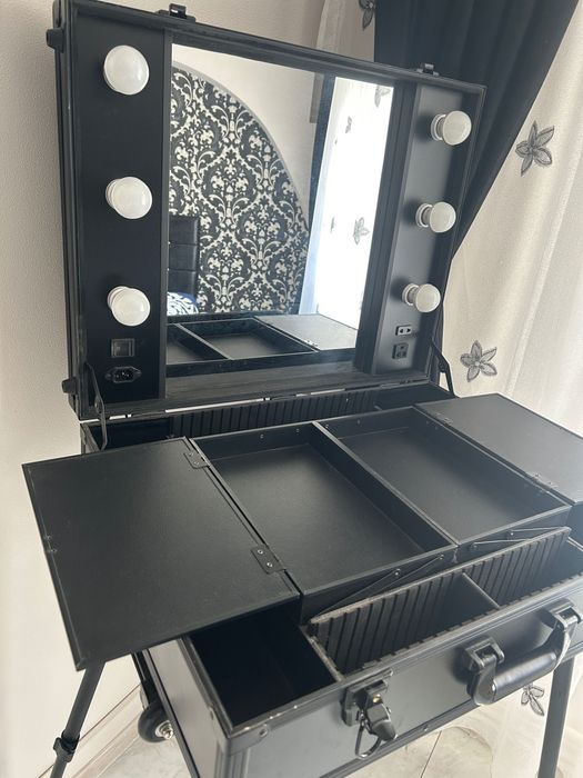 Stație profesională de Make-up