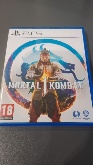 игровые диски с коробкой от PS5