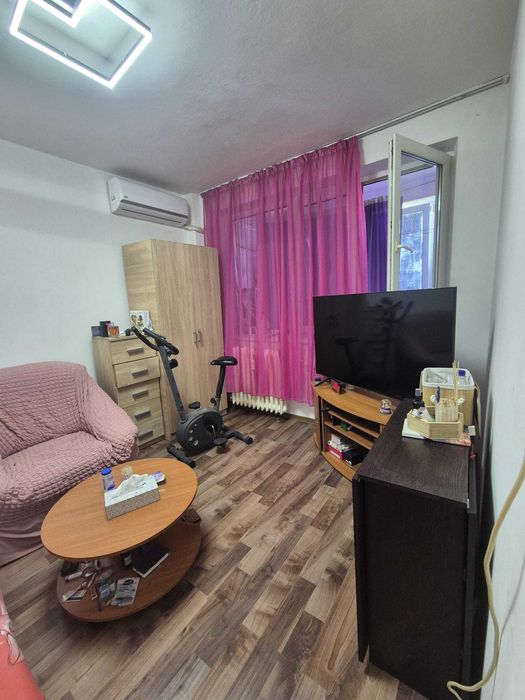 3 camere vis a vis de Park Lake