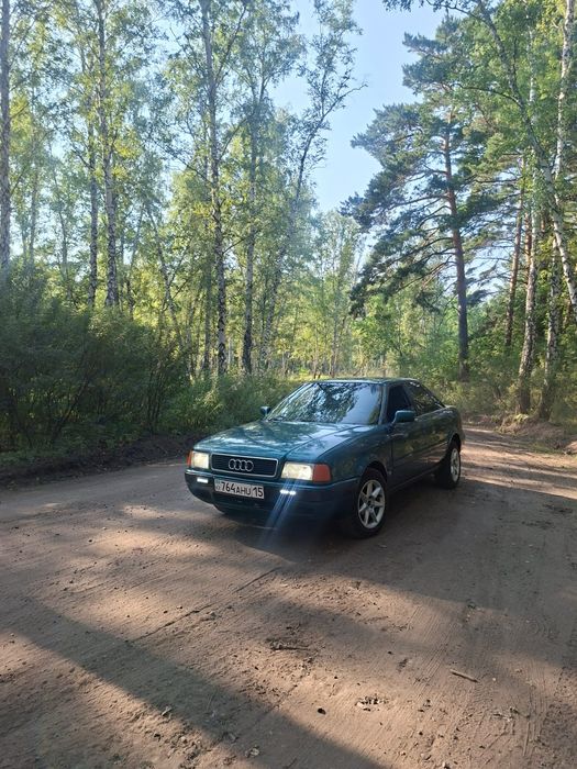 Продам Ауди 80 б4