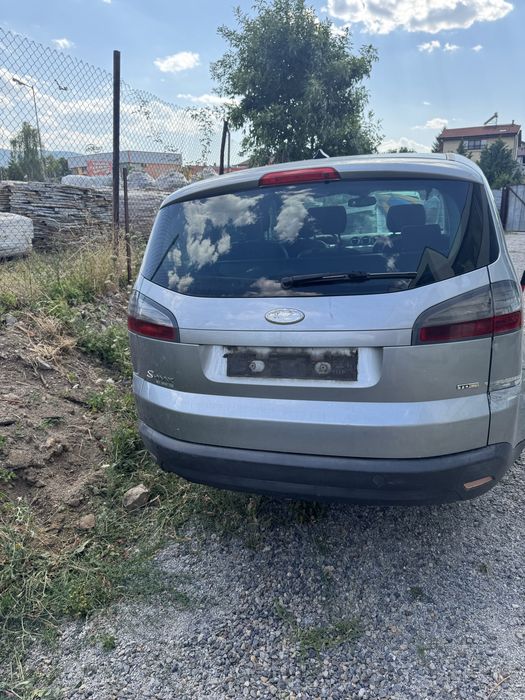 Продавам ford s-max НА ЧАСТИ