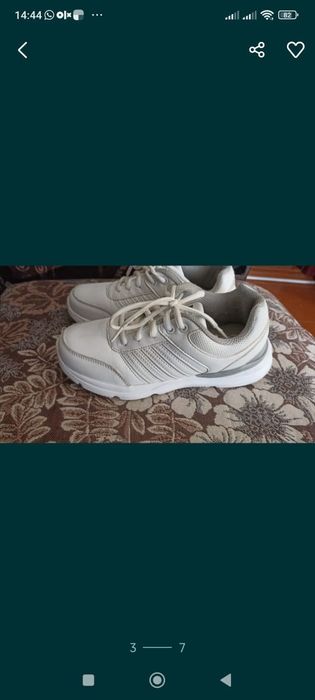 Продам недорого крассовки