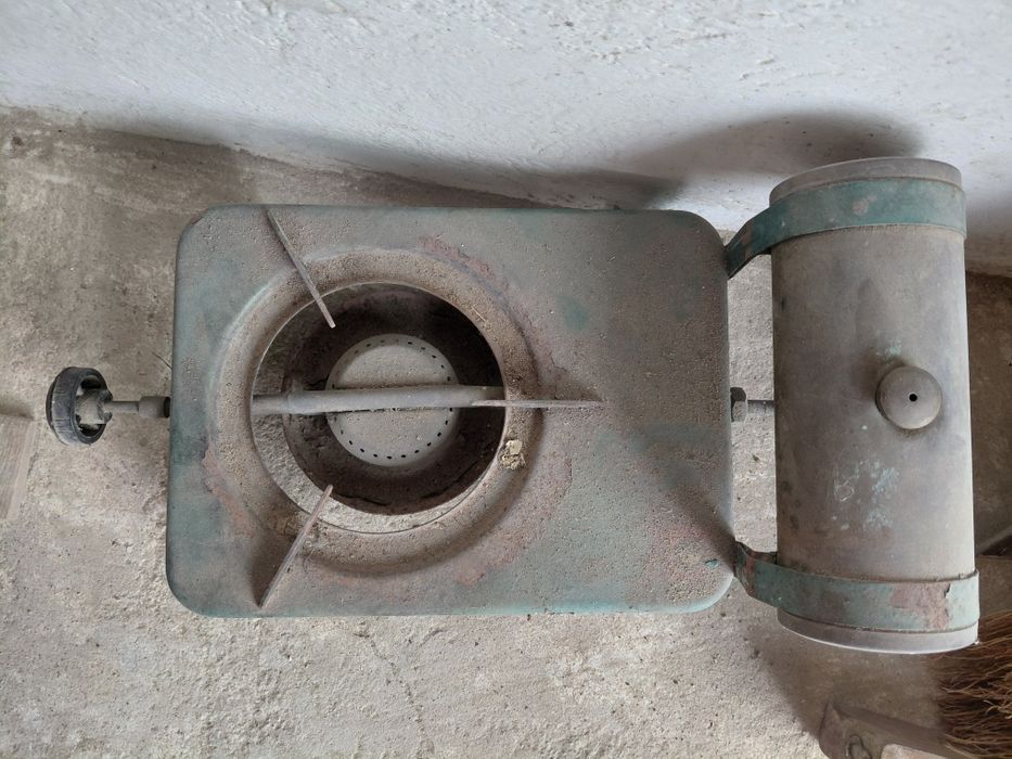 Ретро затварачка за буркани, котлон на бензин/газ