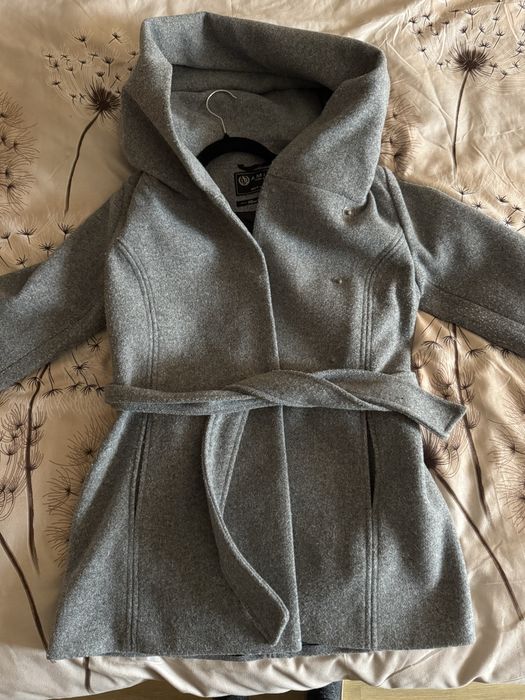 Тъмносиво палто Amisu