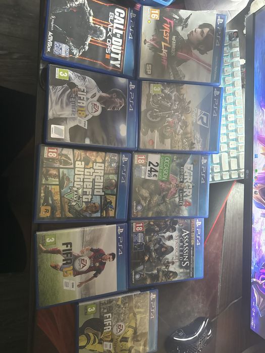 Ps4 120€ се продава