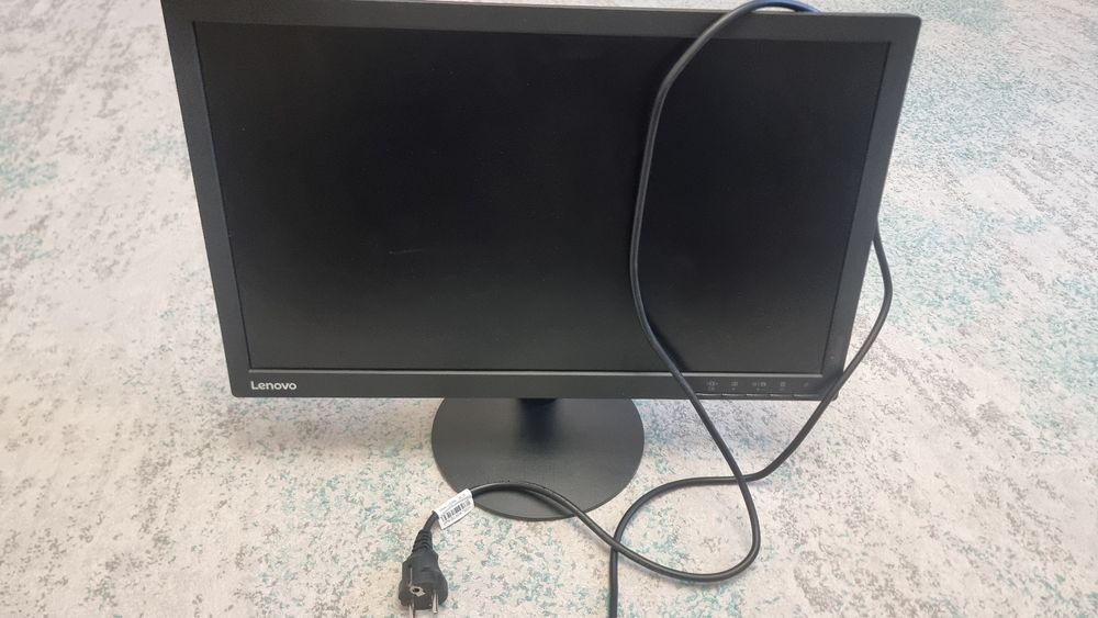 Монитор Lenovo б/у