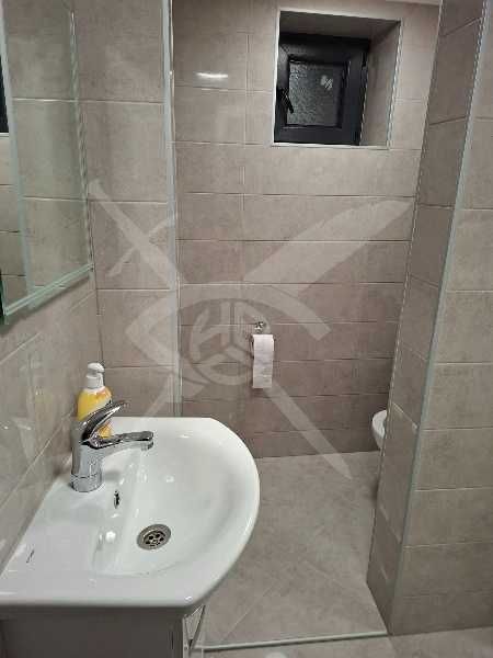 Дава се под наем Офис в Пловдив, Център - 70 кв.м за 298.86 € - Снимка #3