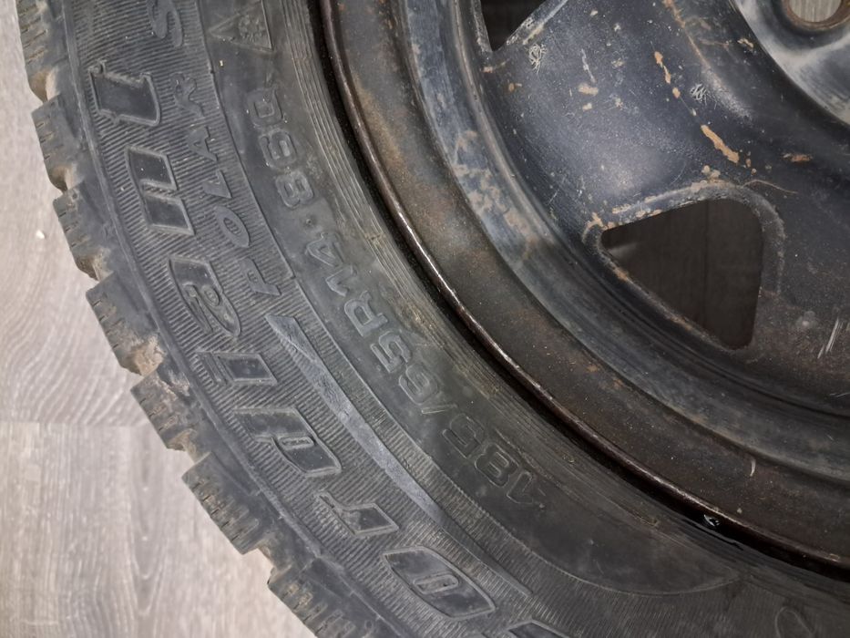 Покрышка шина продаётся