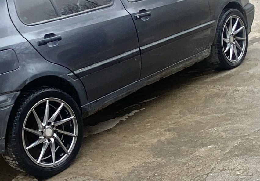 Титанки R17 в отличном состоянии