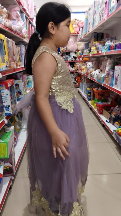 Платье нарядное 9-11лет