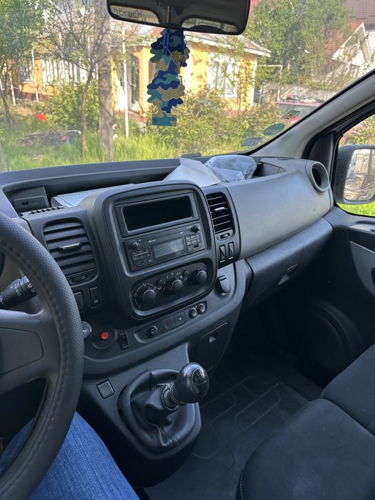 Renault Trafic  8+1