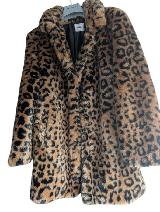 Haina blana artificiala animal print