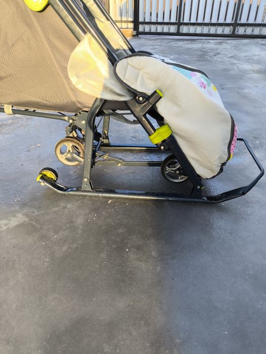 Продам санки-коляска