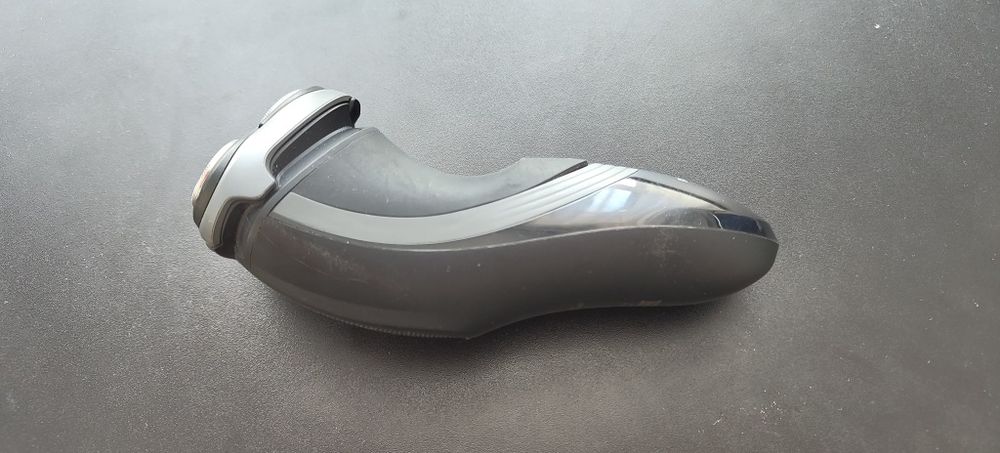 Shaver Philips Seria 3000 Pt 727