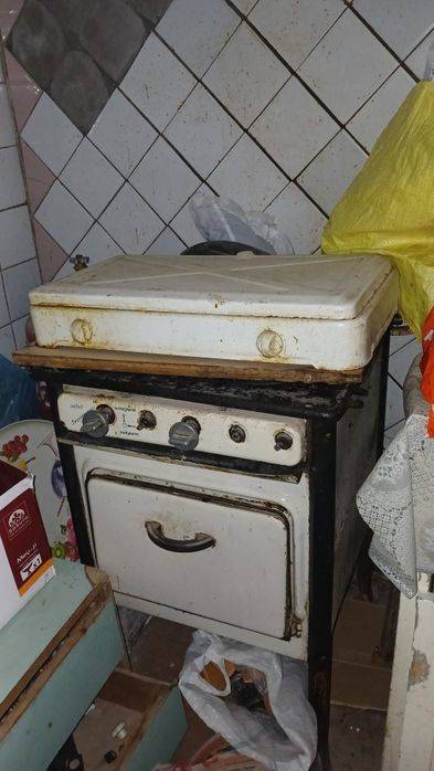 Gaz plita eski 4 kozli