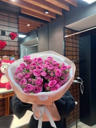 Букет из спрей розы София