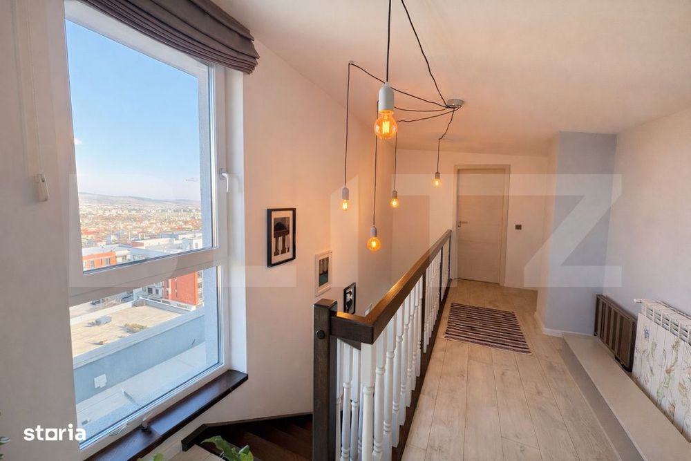 Apartament tip Penthouse, 170mp, parcare, terasa, zona Andrei Muresanu