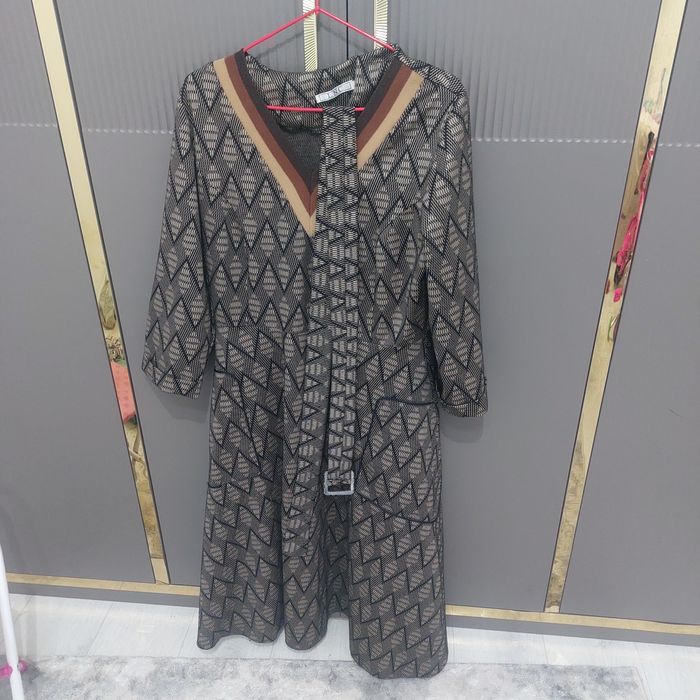 Продам платье бу