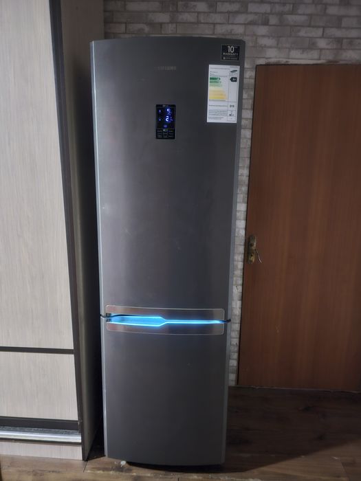 Холодильник Samsung No Frost