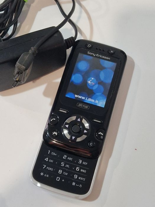 Telefon Slide Sony Ericsson