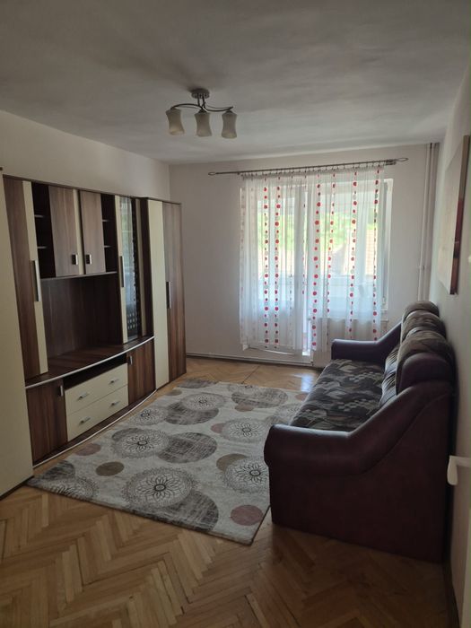 Închiriez apartament 2 camere - complet mobilat și utilat