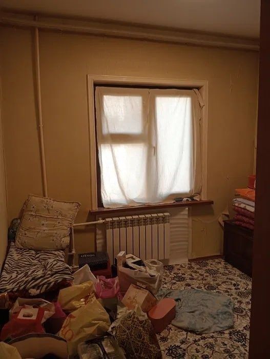 Продаётся на Карасу-2 3ком