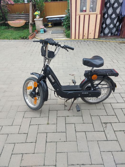 Vand moped piaggio ciao sau schimb