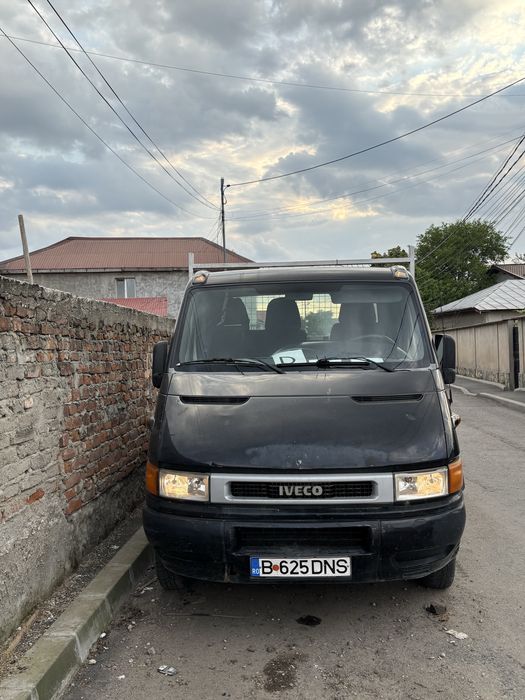 Se vinde Iveco Daily 35C12, autoutilitară N1, an fabricație 2003, în stare foarte bună de funcționare.