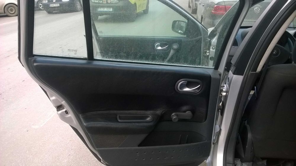 Vand Renault Megane 2 - 1.5dci - break din 2006