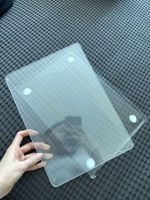 Отдам чехол для макбук эйр