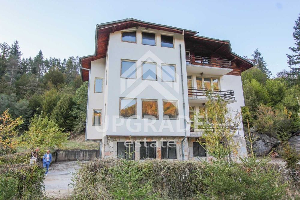 Продава се Къща в с. Елховец, Област Смолян - 450 кв.м за 378 €/кв.м - Снимка #14