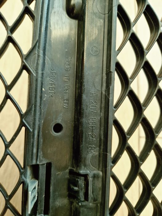 Grila Mercedes E (C207 facelift)