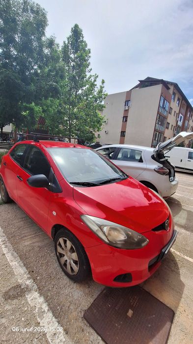 Autoturism Mazda 2 - 7500 lei (ron)