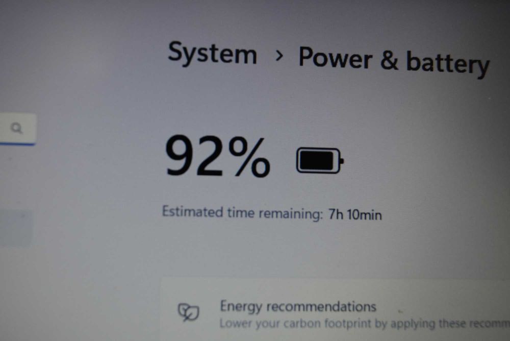 ASUS X540N 4 ядрен процесор видео карта SSD Full HD - раница