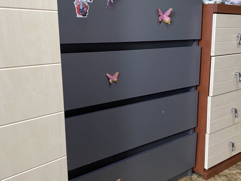 Комод 20 мын почти новый