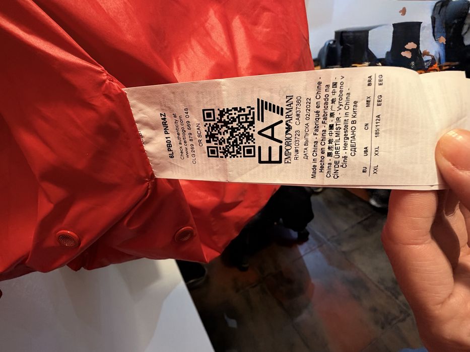 Geaca armani de puf pt barbati  xxl
