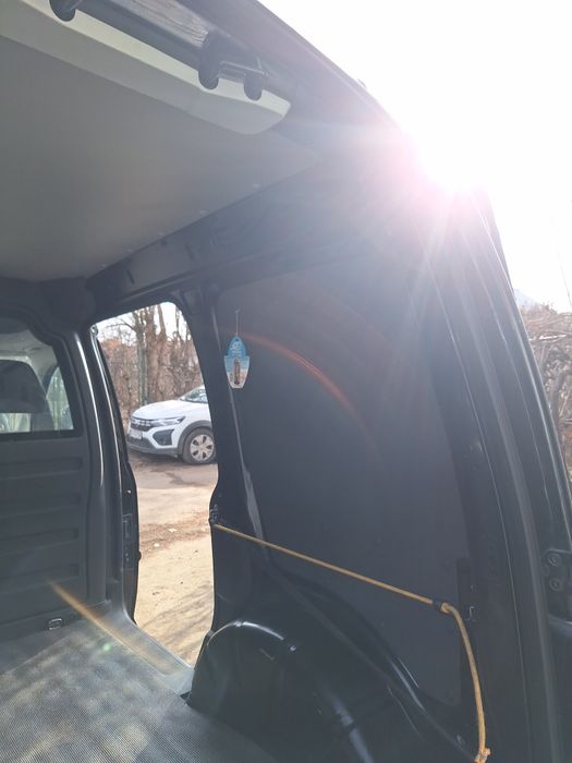 WV CADDY 1.6 CDTI 2012