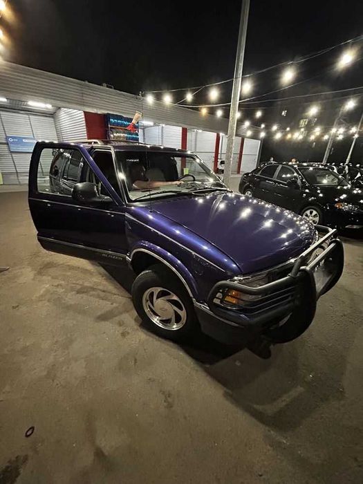 Внедорожник Chevrolet Blazer (S15) американка