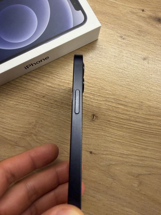 Apple iPhone 12 / 128 GB / като нов!!!