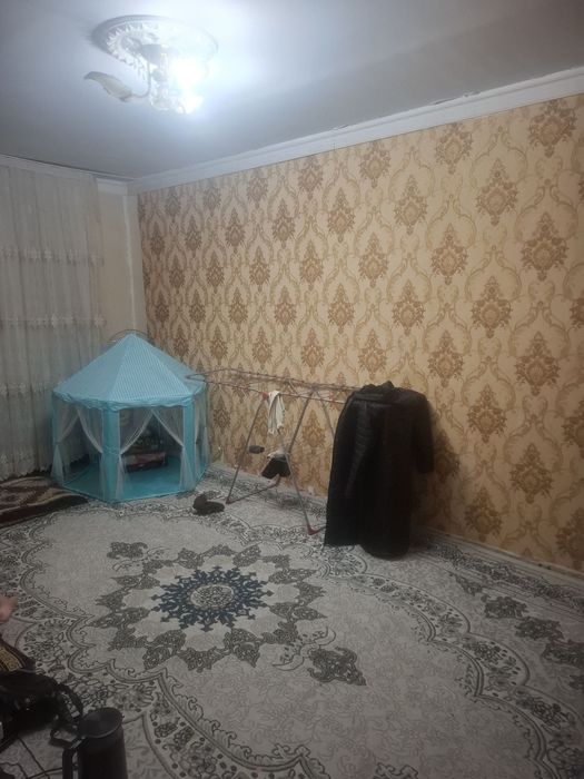 Хадрада 2-хонали уй сотилади