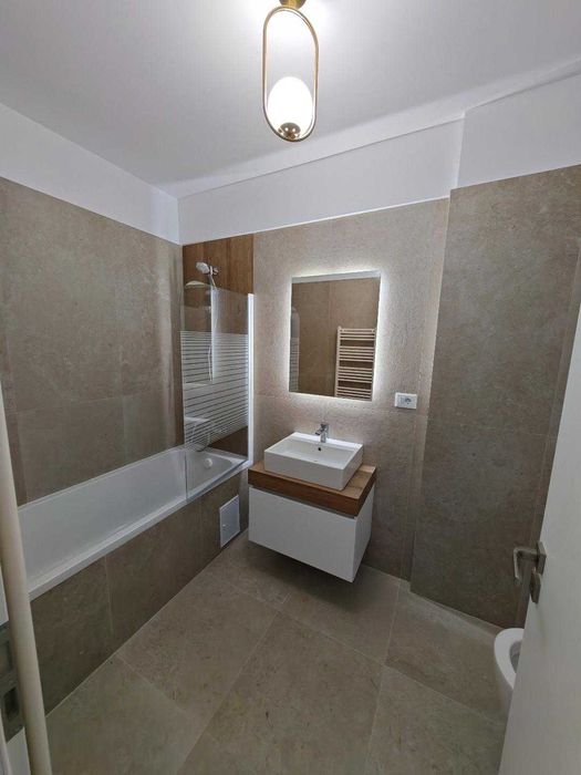 Inchiriem Apartament 2 Camere, Modern, Tip Studio, 50 Mp, Tractorul