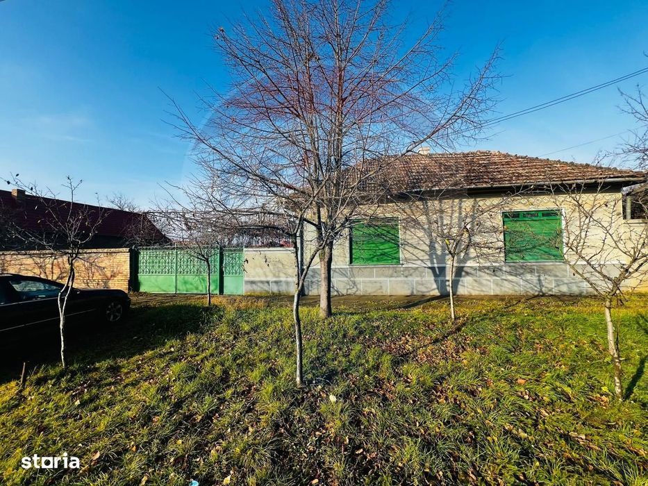 Casă 4 camere in Seitin 2144 teren