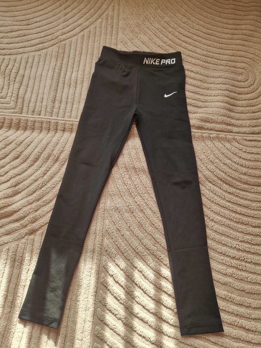 Дамски дънки и клинове