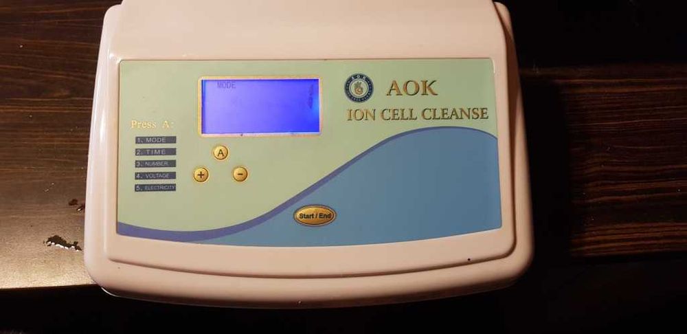Йонен детоксикатор ION Cleaner Йонов уред за изчистване на организма , японски  .