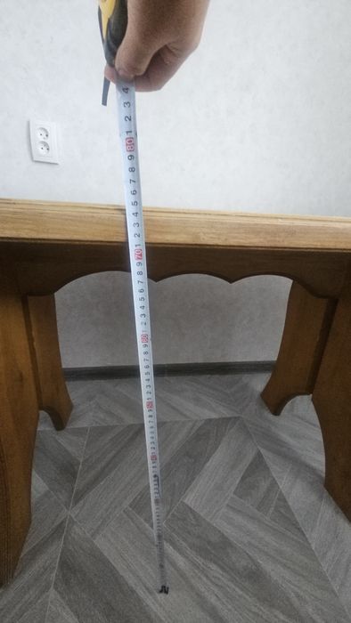 Продам стол кухонный