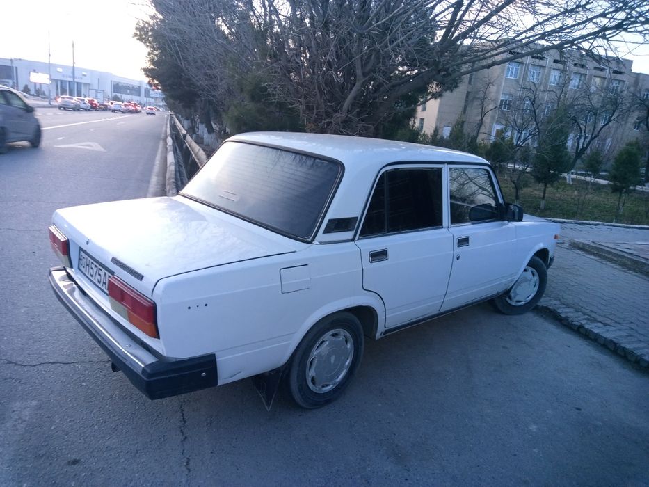 Срочно продаю авто , состояние отличное, полностью на ходу, бензин газ